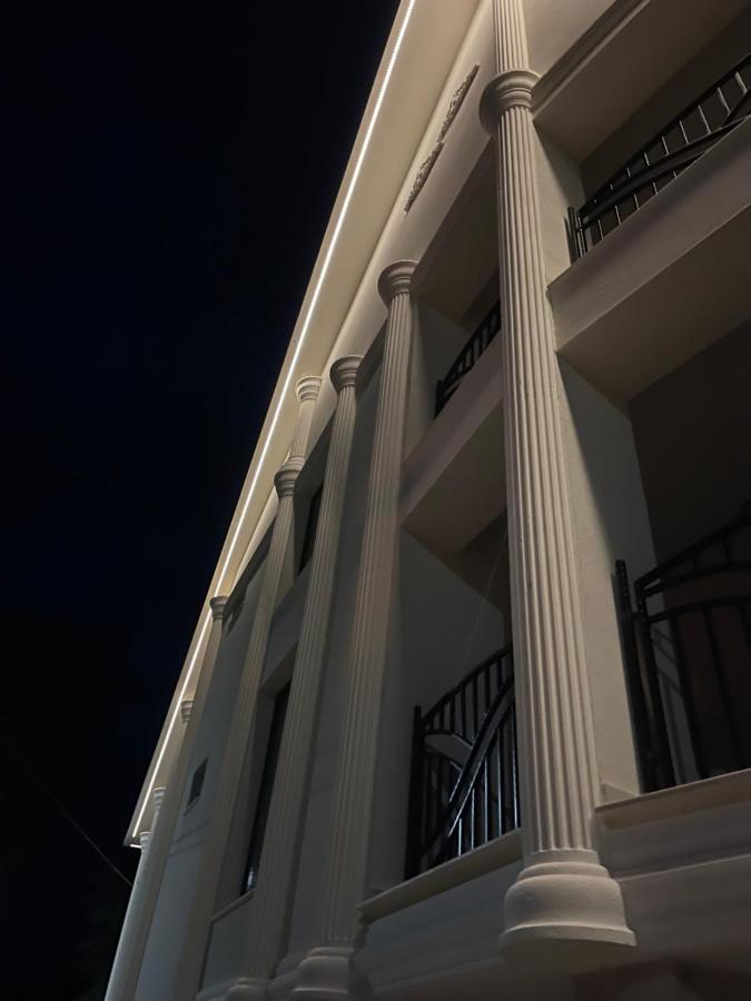 Conacul Pestera Ursilor Chiscau Esterno foto